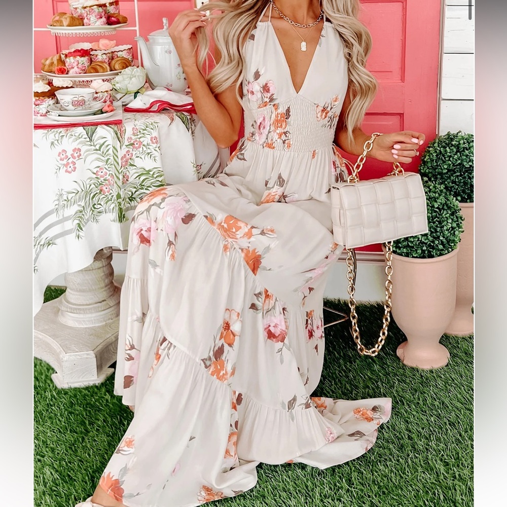 🎉SALE🎉🆕🌸STYLE RACK: Floral Halter Maxi Dress SMALL